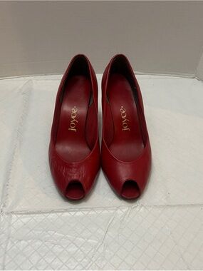 Joyce‎ Red Peep Toe Heels Leather Upper Cushioned Insole Size 6